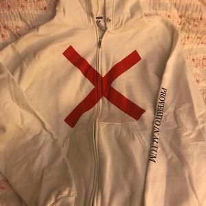 Hoodie and 2 shirts for @kimberleebaron